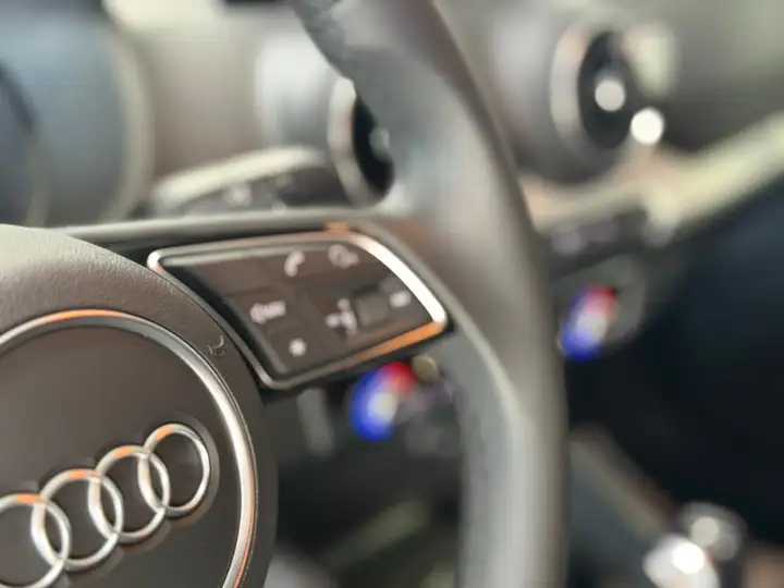 Audi Q2 2.0 Advanced 35 TDI 2022, foto 10