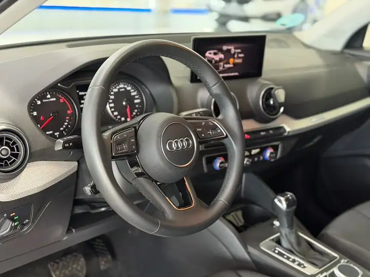 Audi Q2 2.0 Advanced 35 TDI 2022, foto 8