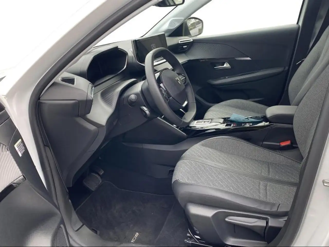 Peugeot 208 Allure 136 Auto Electric, миниатюра 8