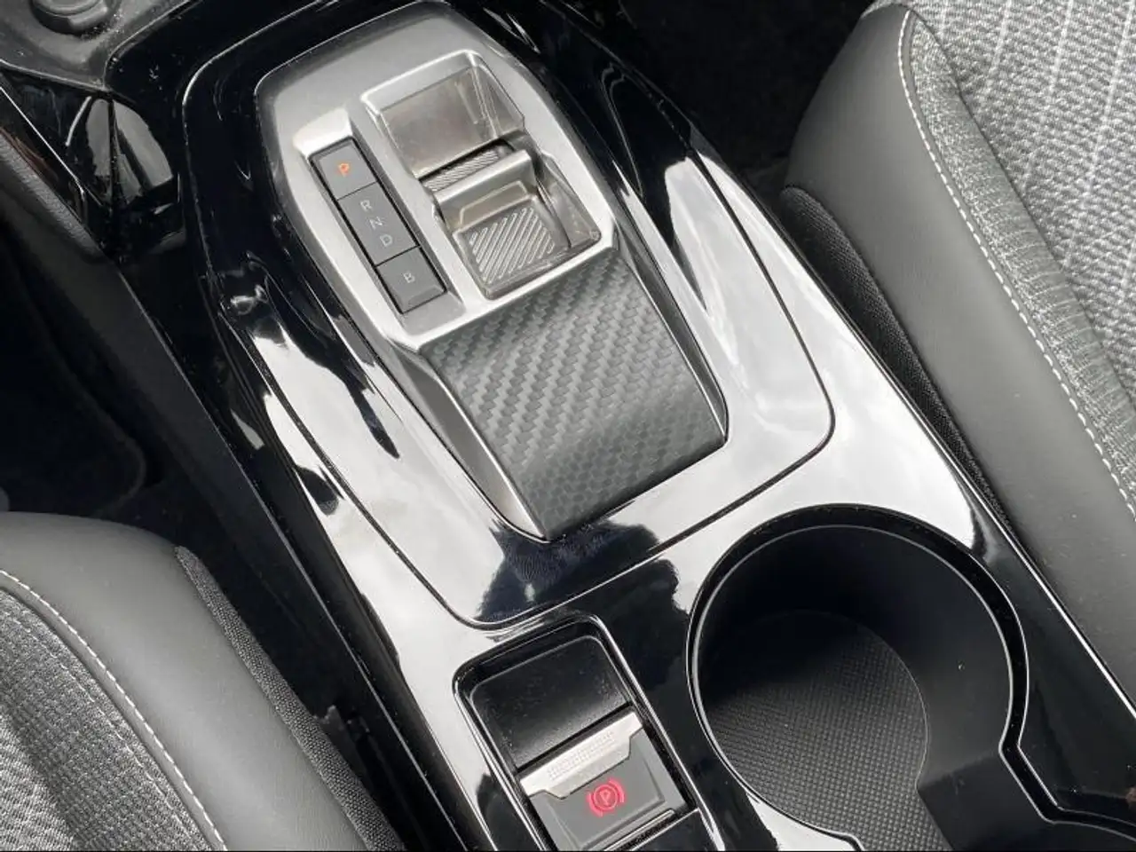 Peugeot 208 Allure 136 Auto Electric, миниатюра 20