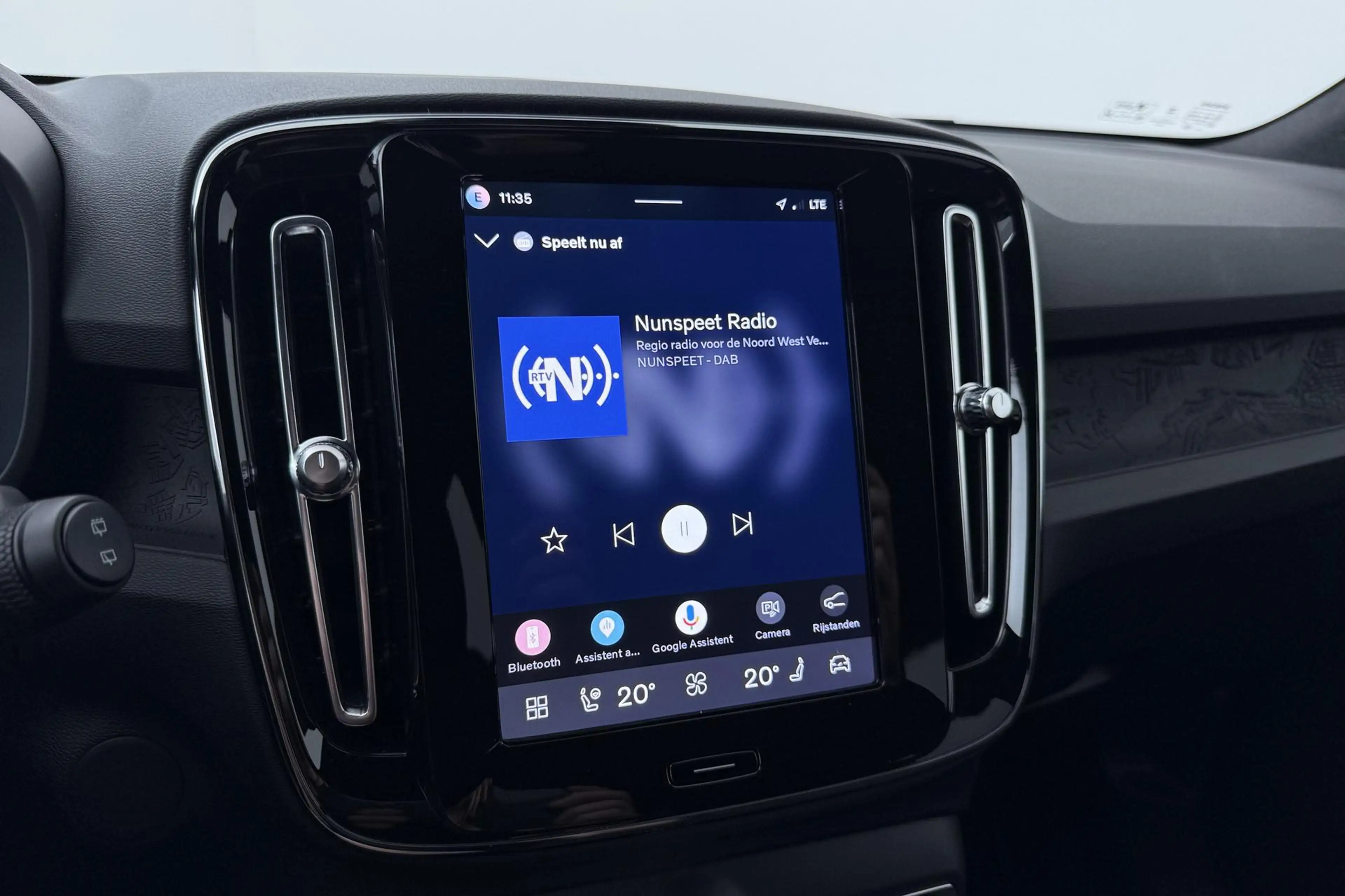 Volvo EX40 Twin Motor Plus 82 kWh | ACC | Harman/Kardon | 360 — photo 22