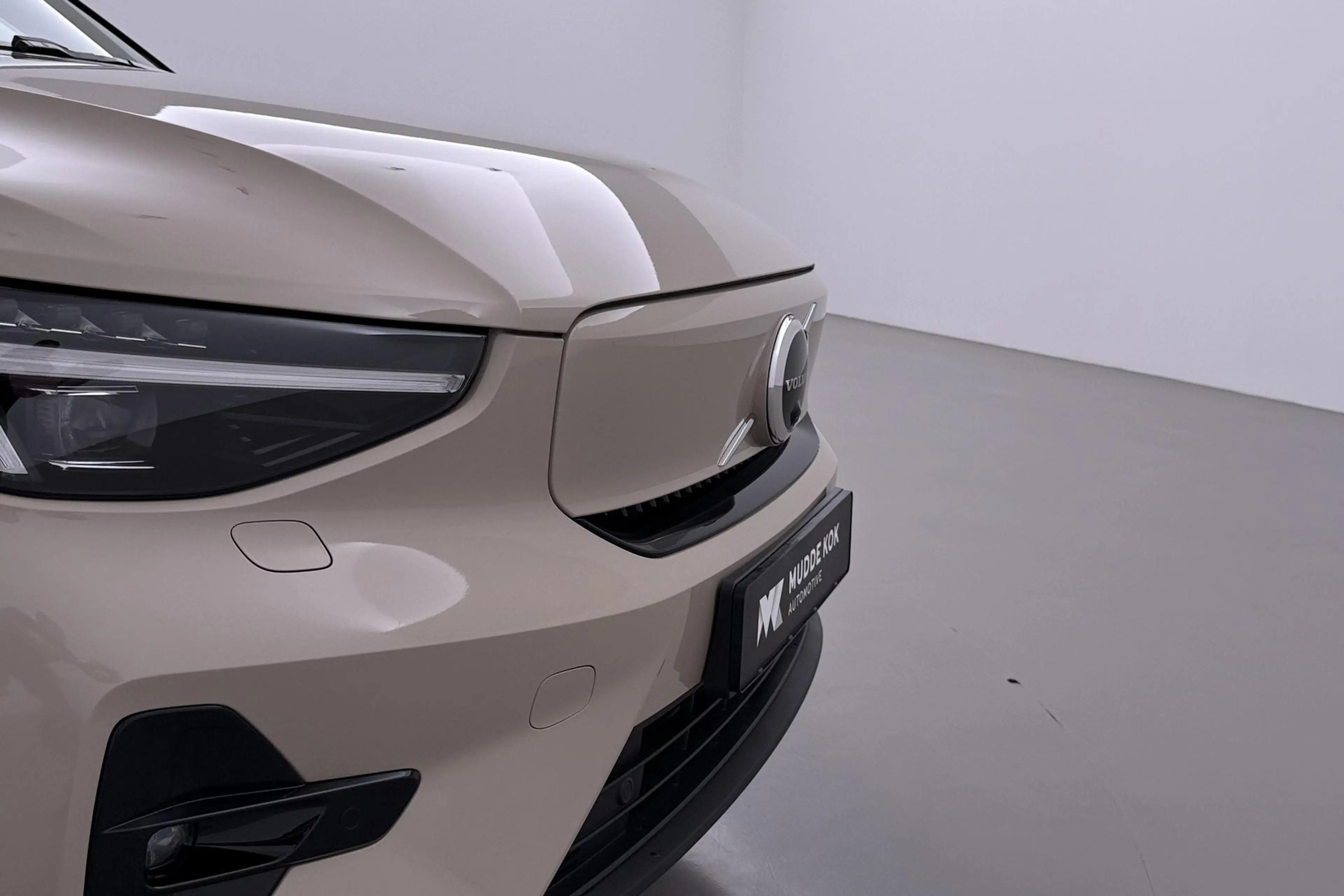 Volvo EX40 Twin Motor Plus 82 kWh | ACC | Harman/Kardon | 360 — photo 45