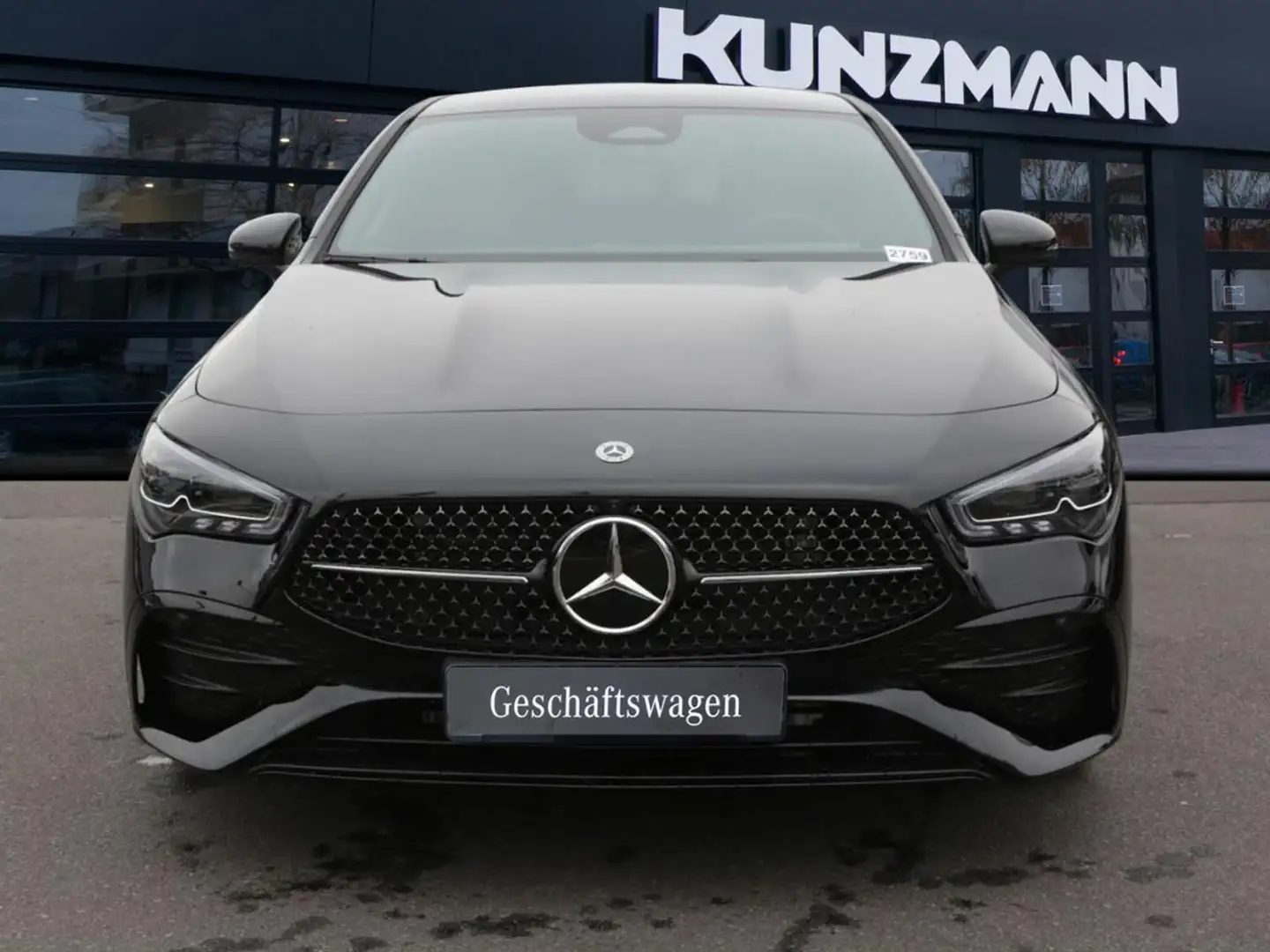 Mercedes-Benz CLA 220 d Coupé AMG Night Distronic 360° AHK Schwarz - 2