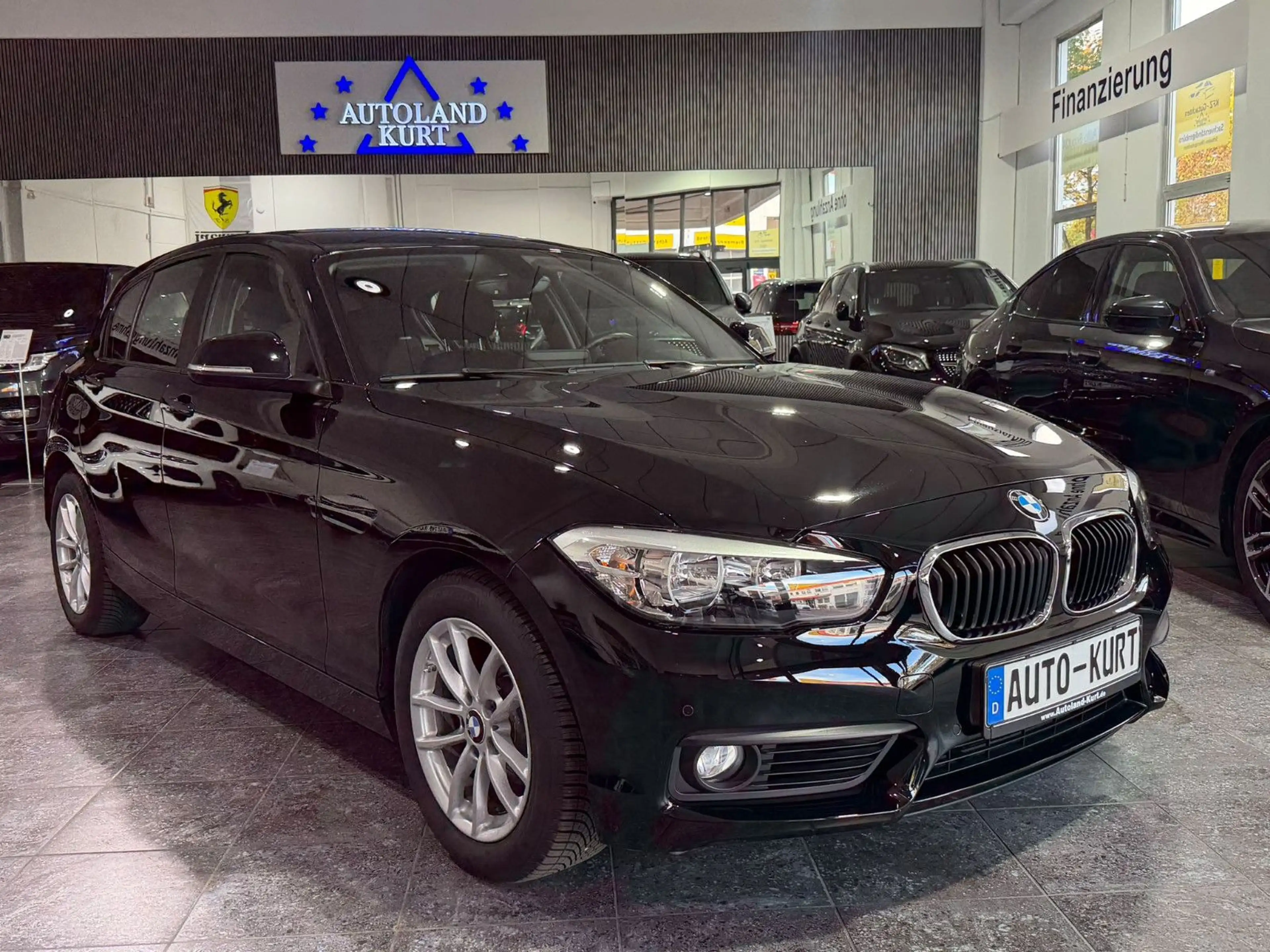 BMW 118 i Automatik*Advantage*Navi*PDC*Shz* — photo 4