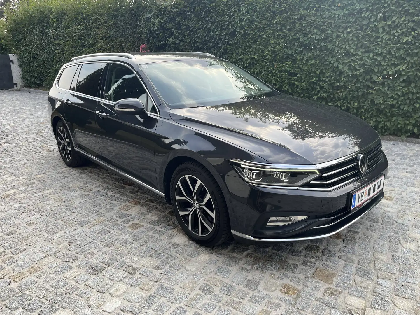 Volkswagen Passat Variant Passat Variant Elegance 2,0 SCR TDI Elegance Grau - 1
