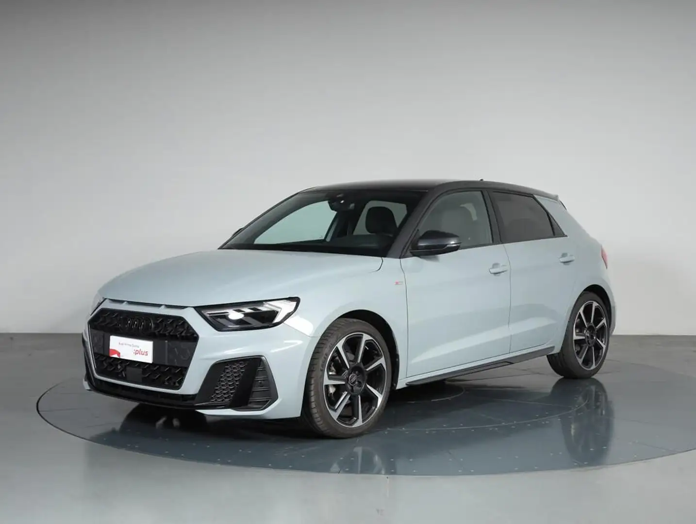 Audi A1 Sportback 30 1.0 tfsi Identity Black 110cv Grijs - 1