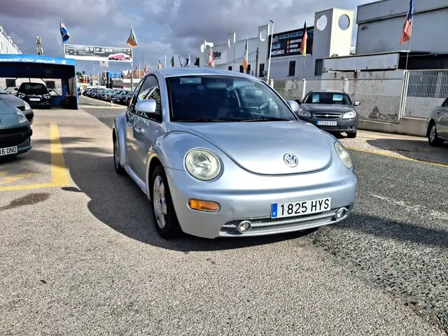 Volkswagen Beetle 2.0 Aut.