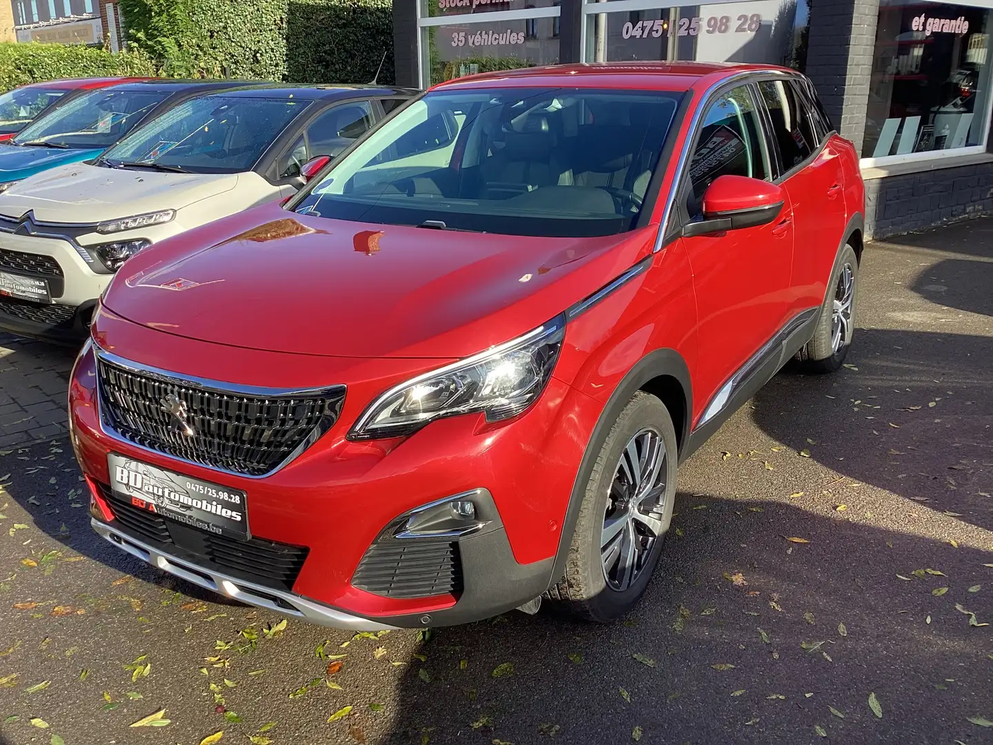 Peugeot 3008 3008 1.2  Allure BV AUTO Rouge - 1