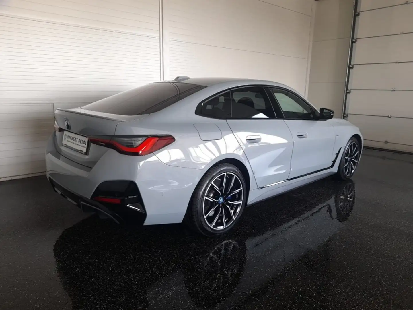 BMW i4 GC **M50** Aut. *19 ZOLL / VOLL LED & FLA / NAVI / 360° KAMERA / E-SITZ & MEMORY / 3-ZONEN-KLIMA* Grau - 2