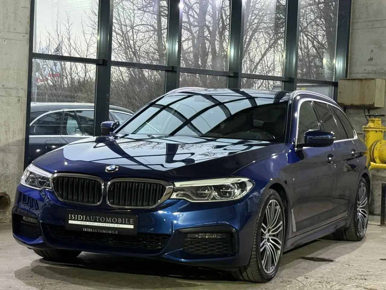 BMW 530