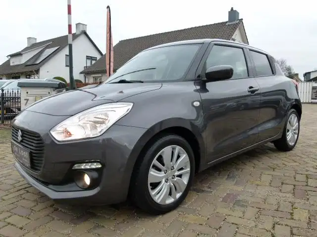 Suzuki Swift 1.2 Select Smart Hybrid, LMV/CARPLAY/CAMERA