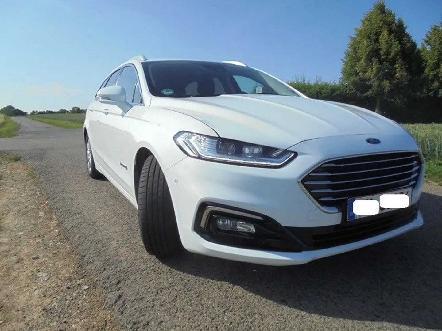 Ford Mondeo HybridCAMERA;NAVI;TÜV 10/26;XENON;PDC;TOP Weiß - 2