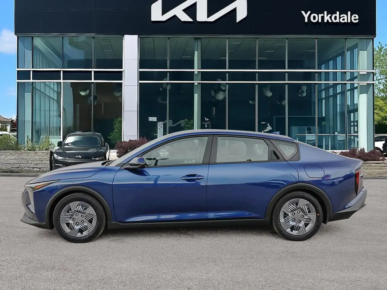 Kia K4 снимка Kia K4