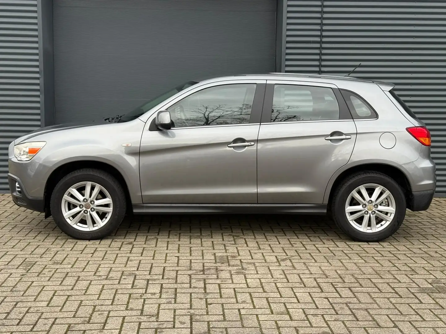 Mitsubishi ASX 1.6 Intro Edition ClearTec |AIRCO|APK|NAP|ZGAN Grijs - 2