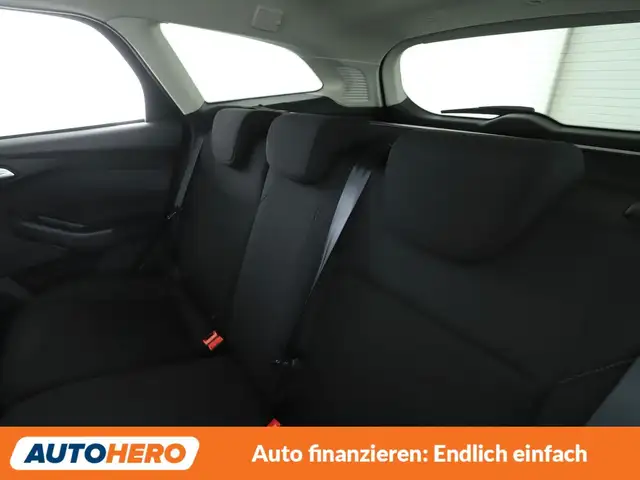Ford Focus view 14