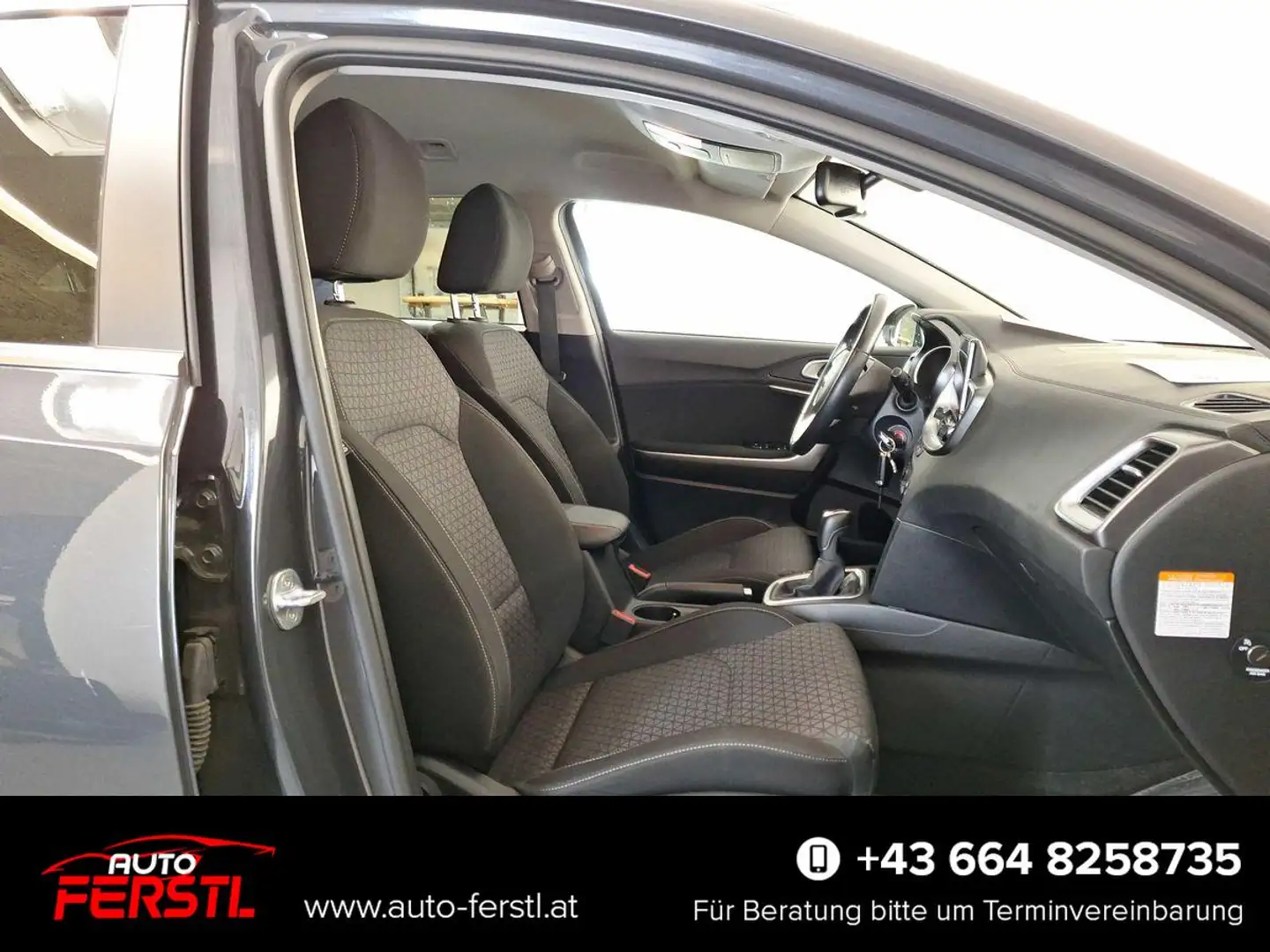 Kia Ceed SW / cee'd SW Sportswagon Silber 1.6 CRDi Mild-Hybrid SilberA... - 1