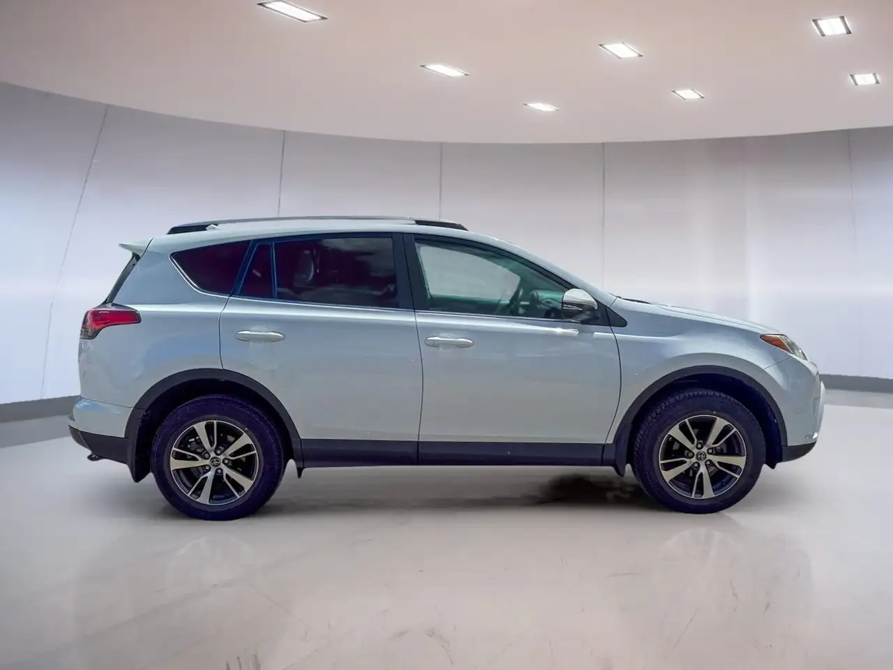 Toyota RAV 4 photo Toyota RAV 4