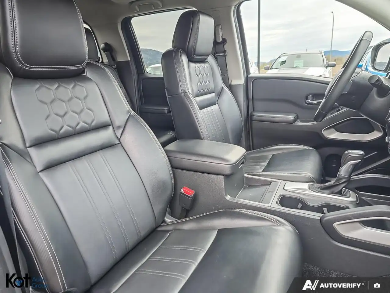 Nissan Frontier снимка Nissan Frontier