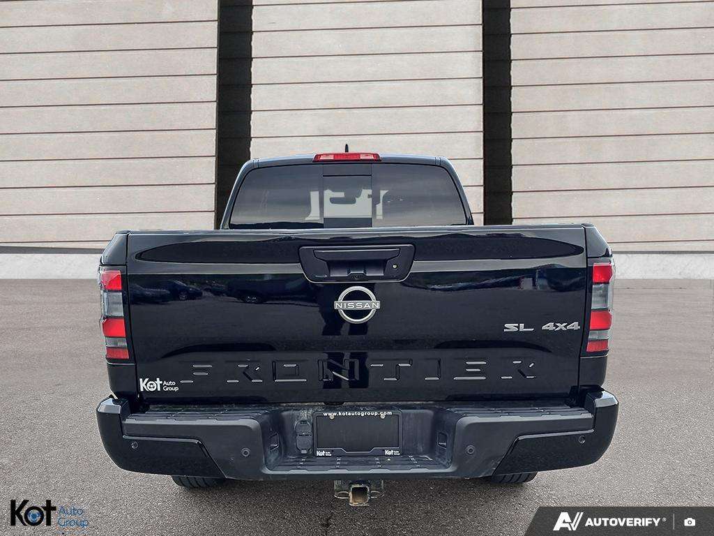 2025 Nissan Frontier SL 4X4, One Owner, Navigation, Sunroof, Wireless P — photo 1
