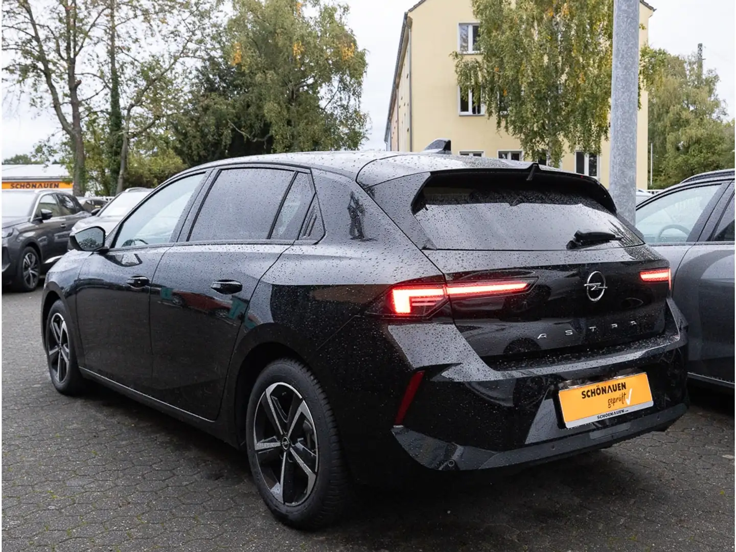 Opel Astra 1.2 EDITION TURBO +S/LHZ+CARPLAY+MET+KLI++ Schwarz - 2