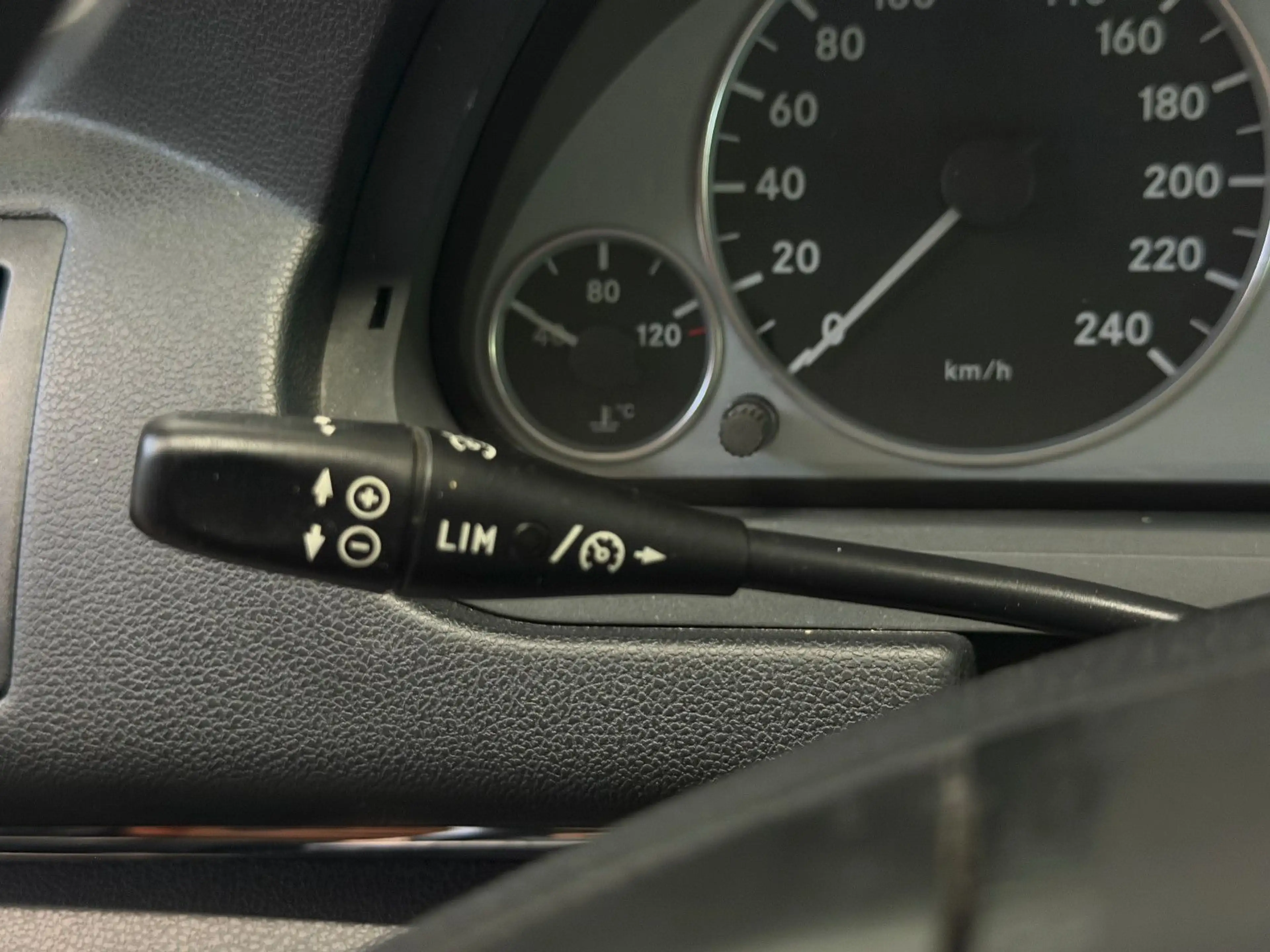Mercedes-Benz B 200 Automatik/Schiebedach/Klima/SHZ/2.Hand — photo 15