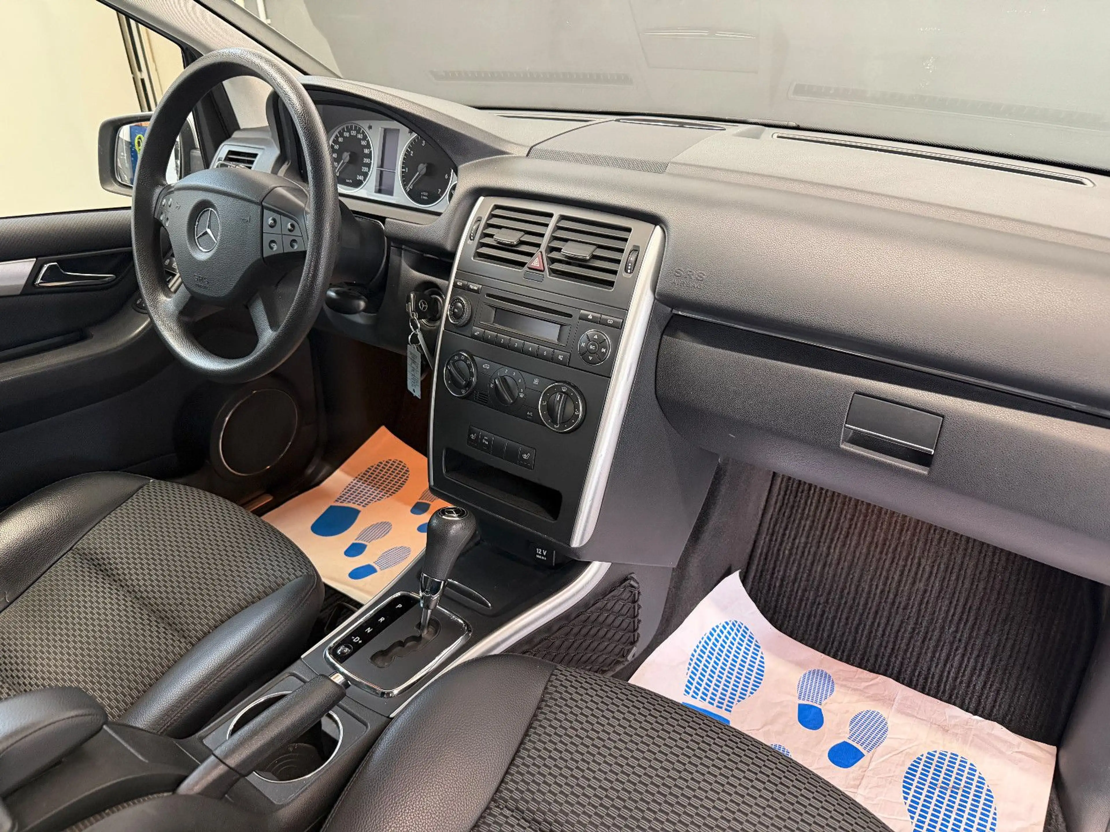 Mercedes-Benz B 200 Automatik/Schiebedach/Klima/SHZ/2.Hand — photo 10
