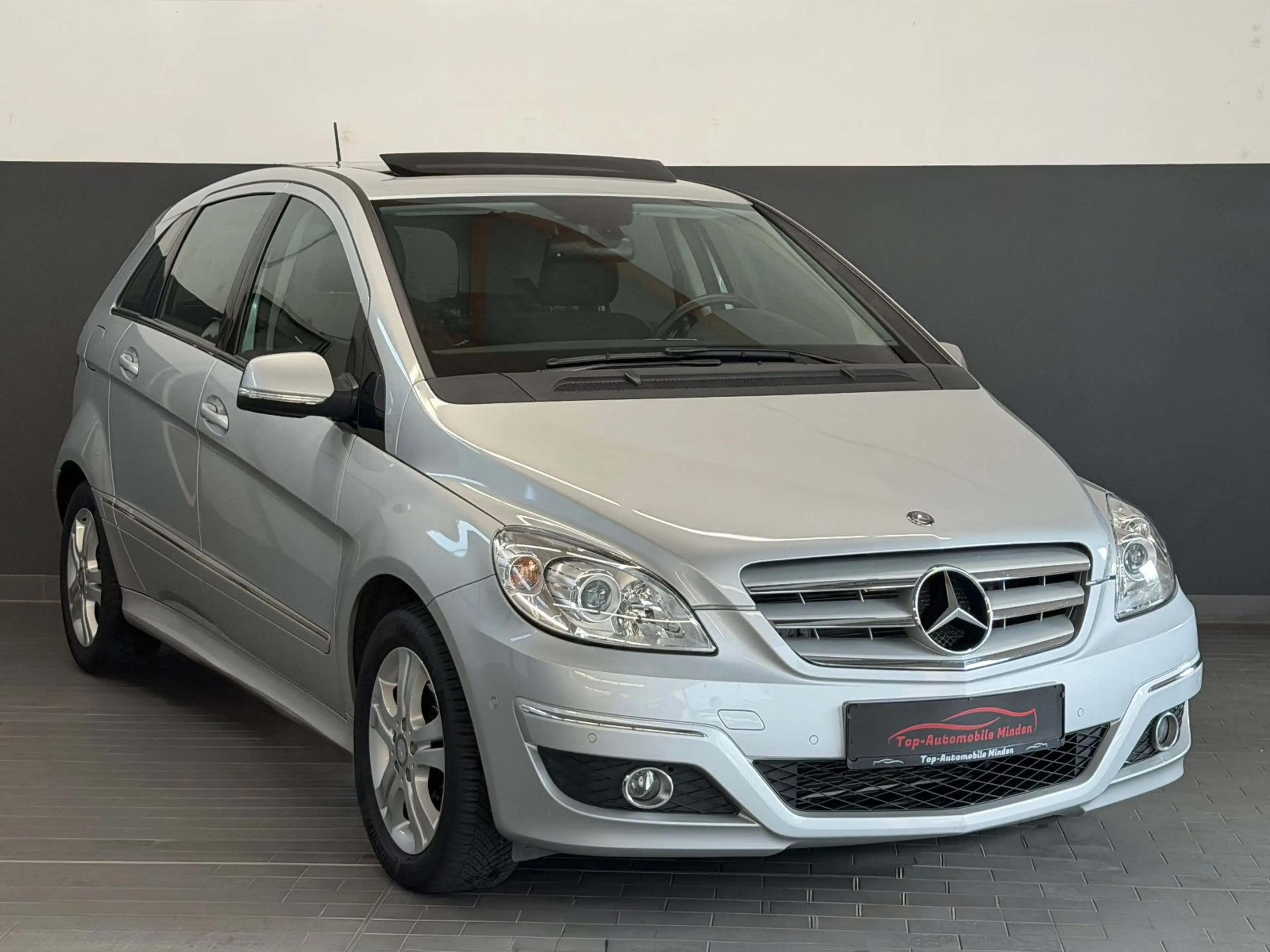 Mercedes-Benz B 200 Automatik/Schiebedach/Klima/SHZ/2.Hand