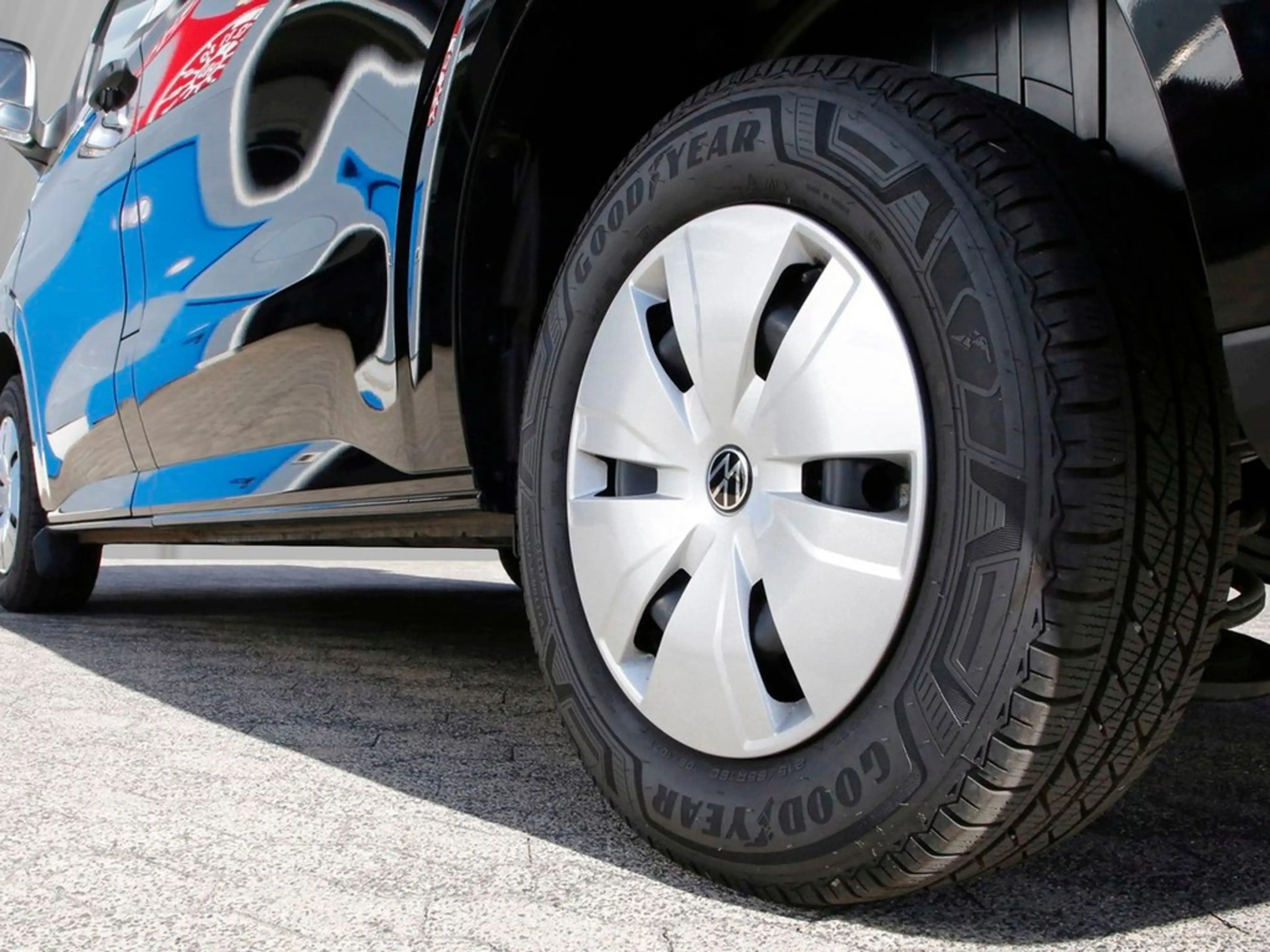 Volkswagen Transporter Caravelle 2.0 TDI App-Connect+VC LED RFK+PDC SHZ — photo 5