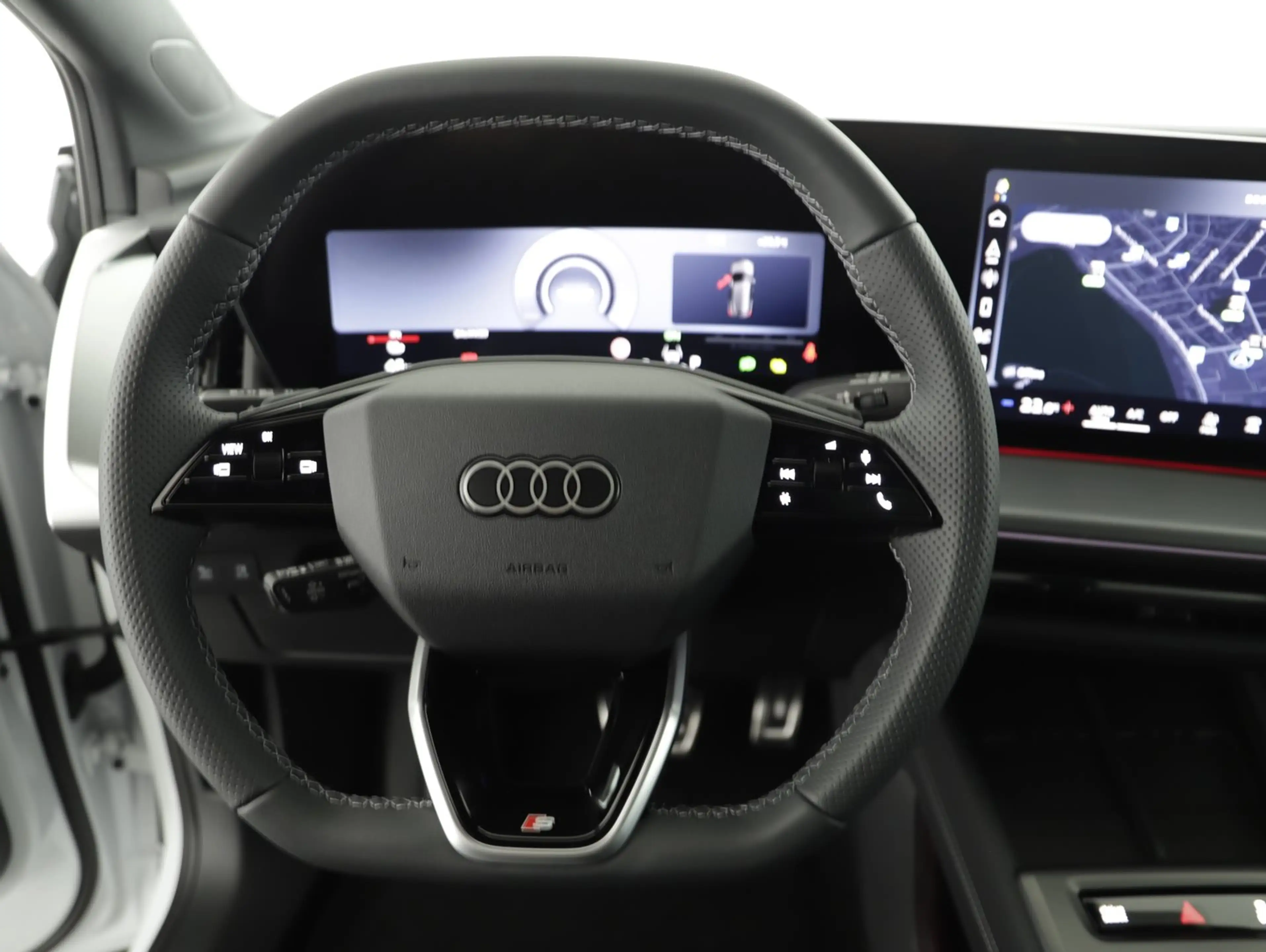 Audi Q4 e-tron quattro — photo 10