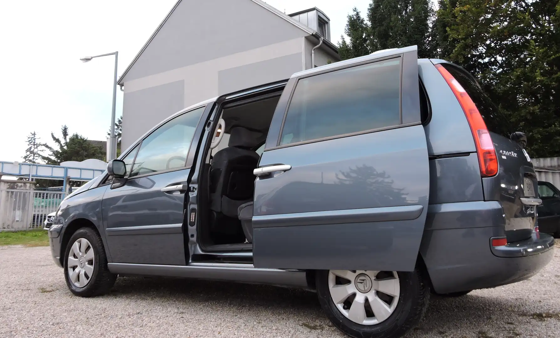 Citroen C8 C8 2,0 HDi 16V Business+ Aut. Business+ Gris - 1