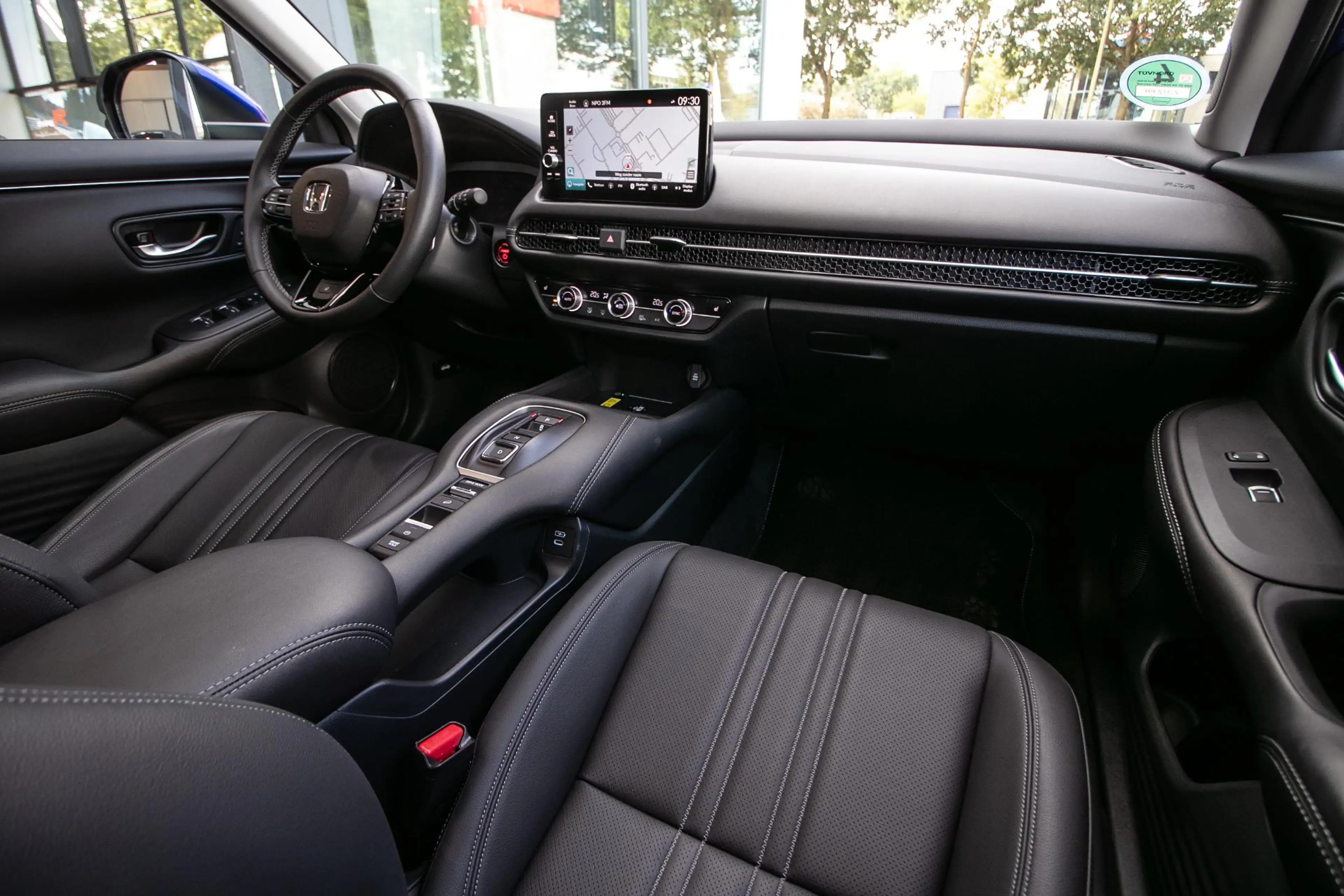 Honda ZR-V 2.0 e:HEV Advance — photo 4