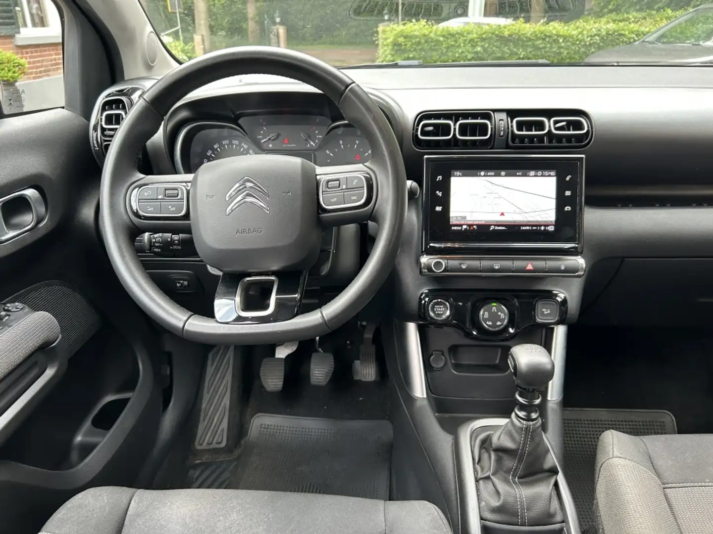 Citroen C3 Aircross 1.2 PT 110pk S&S Bns Navi, Carplay, 17" LMV Weiß - 2