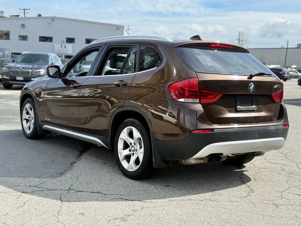 BMW X1 photo BMW X1