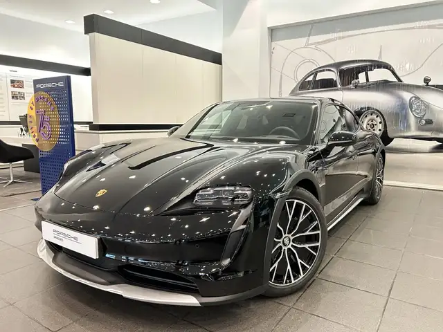 Porsche Taycan 4 Cross Turismo