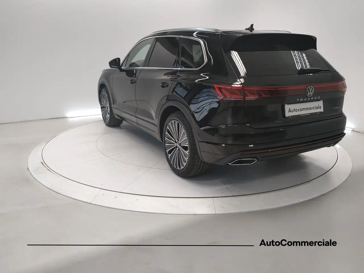 VOLKSWAGEN TOUAREG EHYBRID ELEGANCE - 3.0 V6 - 381 ch - 120km