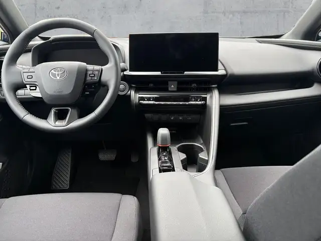 Toyota C-HR view 9