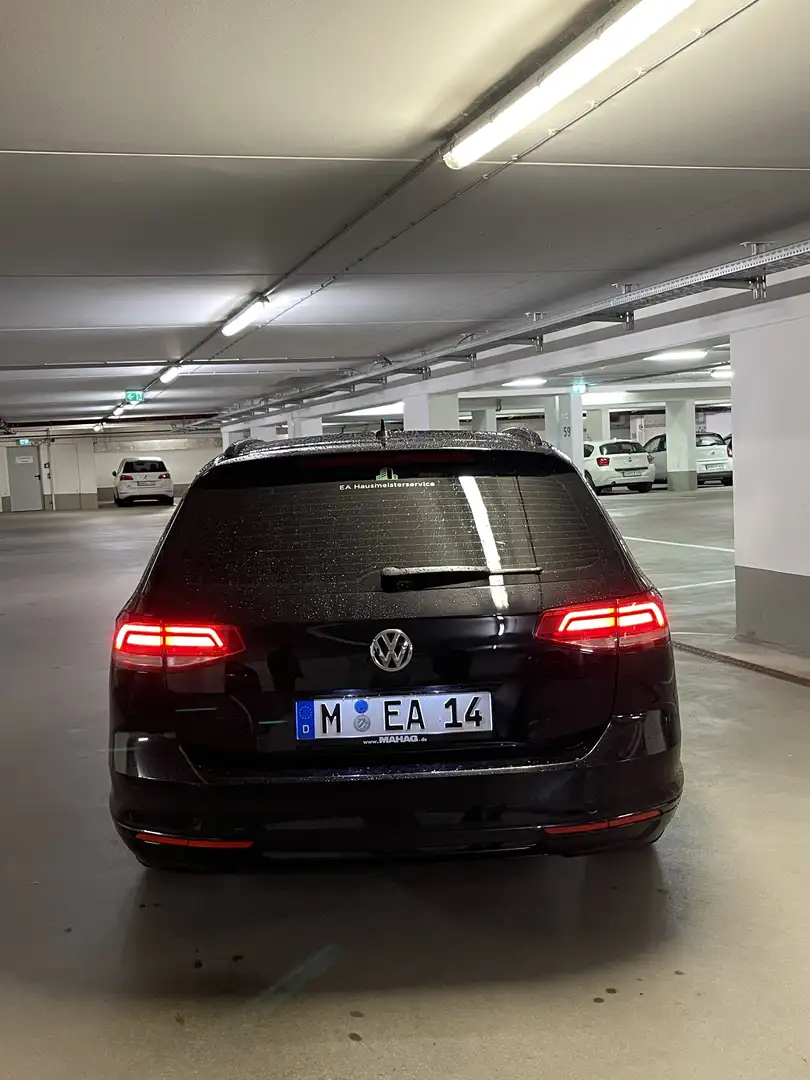 Volkswagen Passat Variant 1.6 TDI SCR DSG Comfortline - 2