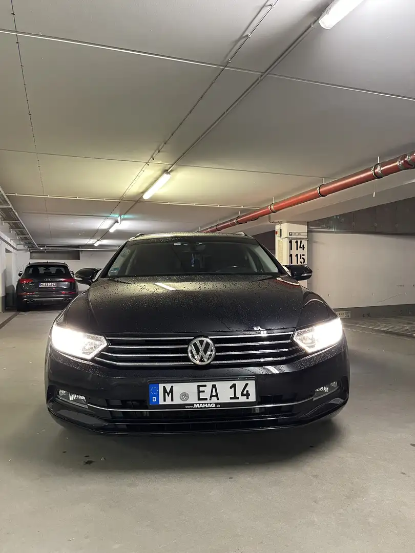 Volkswagen Passat Variant 1.6 TDI SCR DSG Comfortline - 1