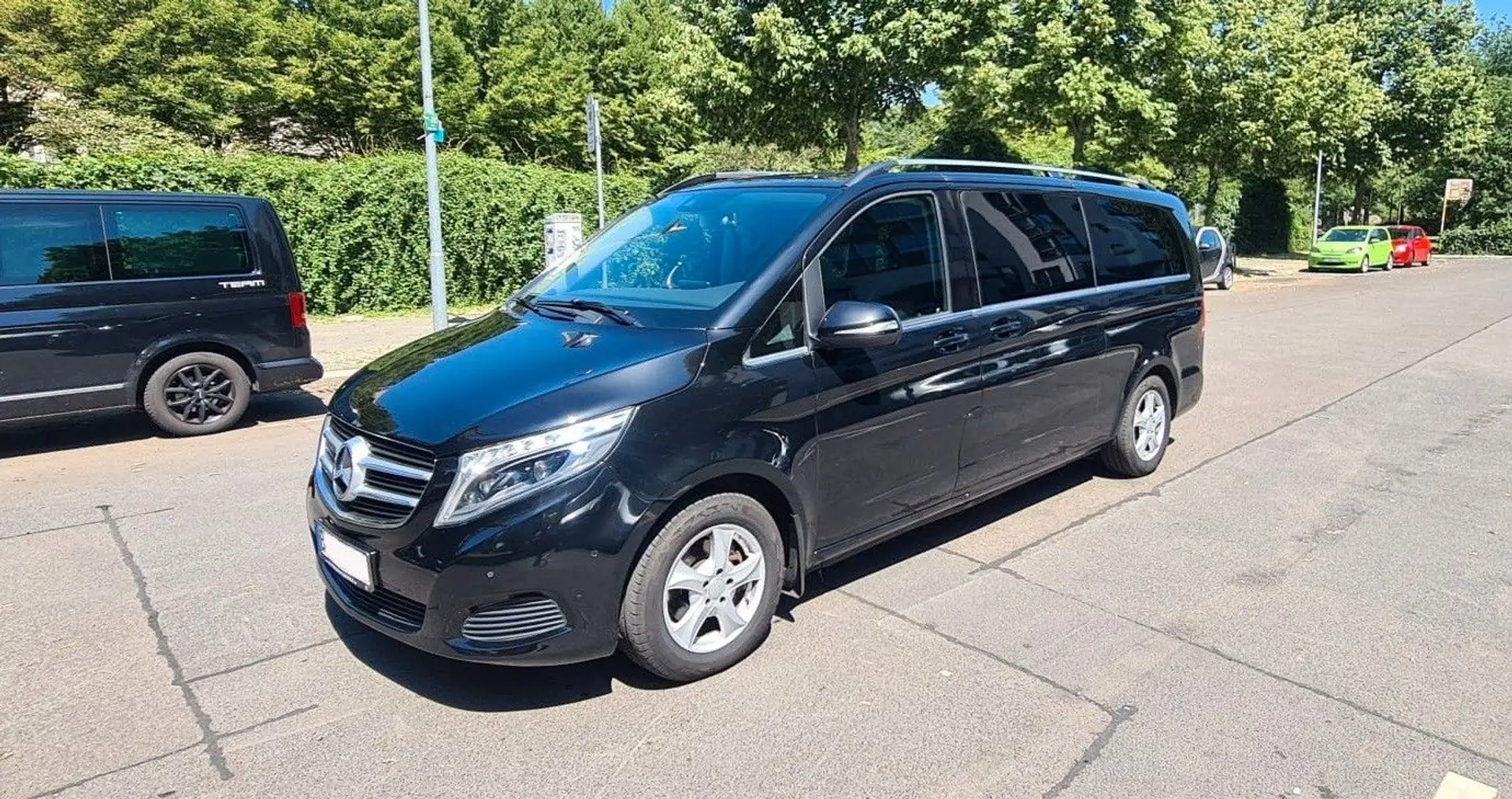 Mercedes-Benz V 220 Avantgard extra Lang Leder Navi AHK Kamera Negru - 2
