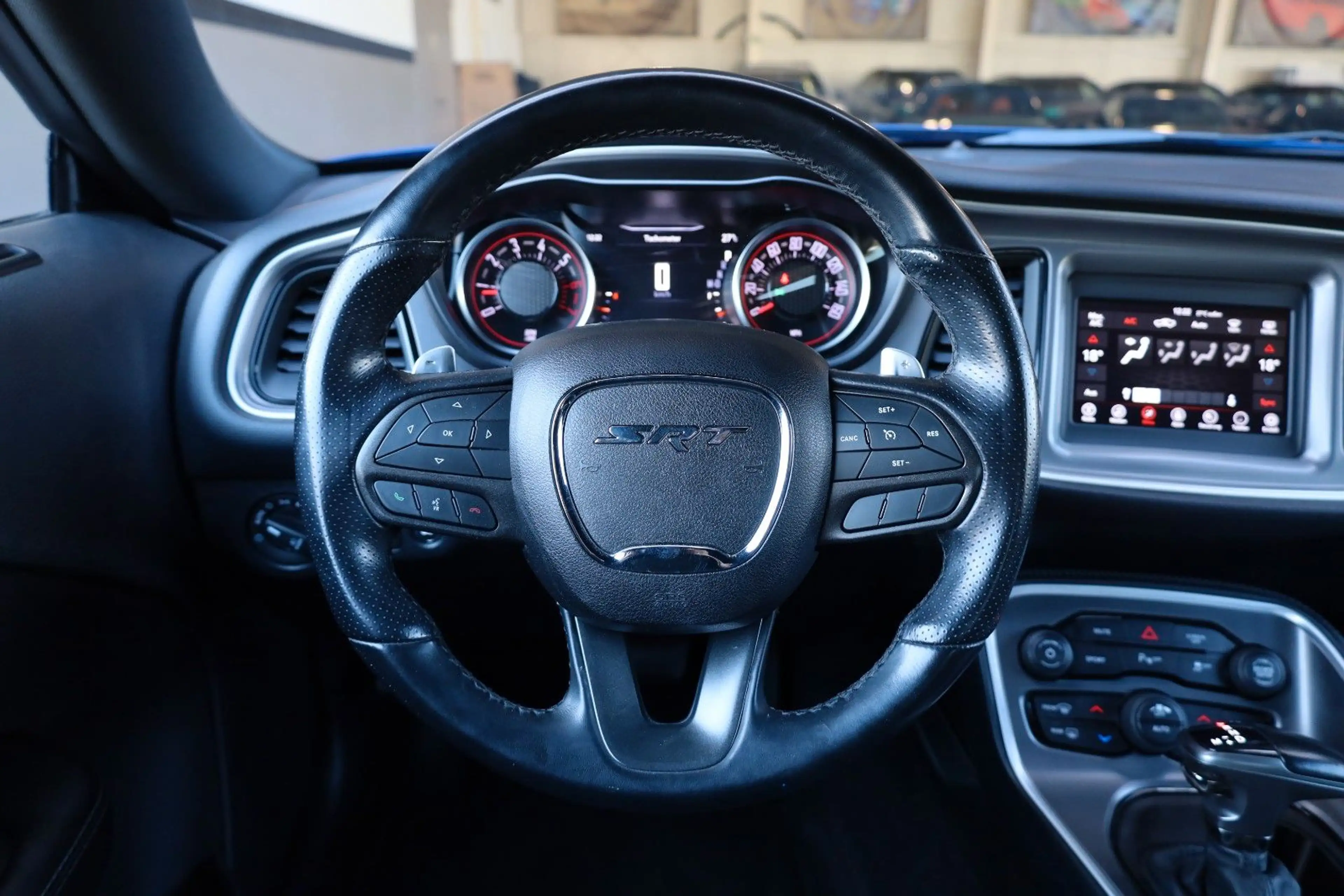 Dodge Challenger 5.7 R/T/SHZ/KAMERA/BTH/MFL/AMBIE/R20 — photo 12
