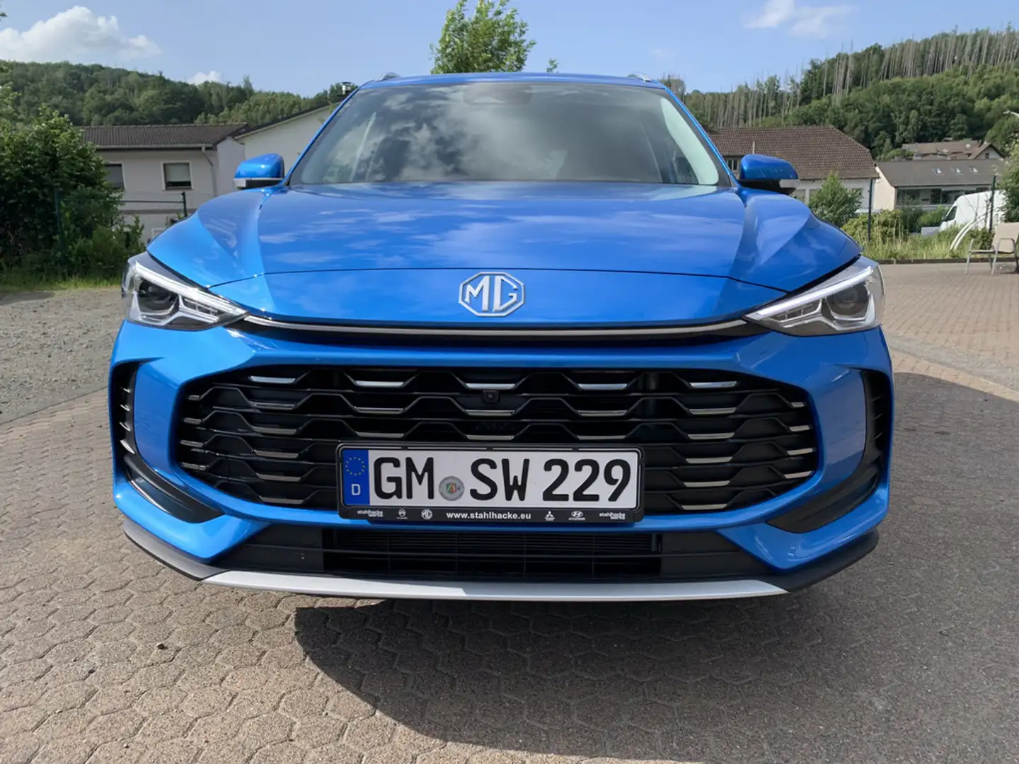 MG ZS Hybrid+ Luxury I Preis gilt nur bei Finanzierung Azul - 2