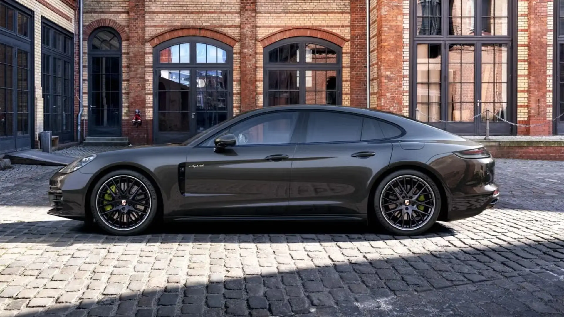 Porsche Panamera 4S E-Hybrid Gris - 2