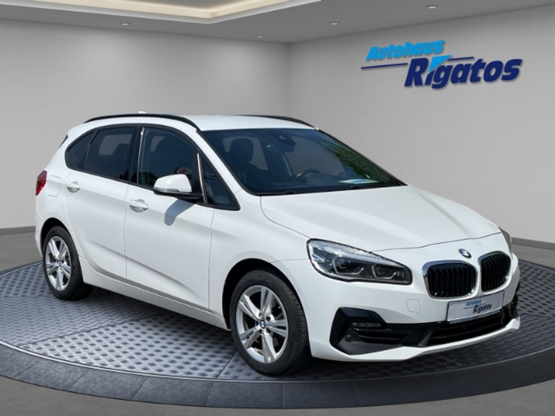 BMW 218 Active Tourer Sport Line Autom. Navi, Rückfahrkame