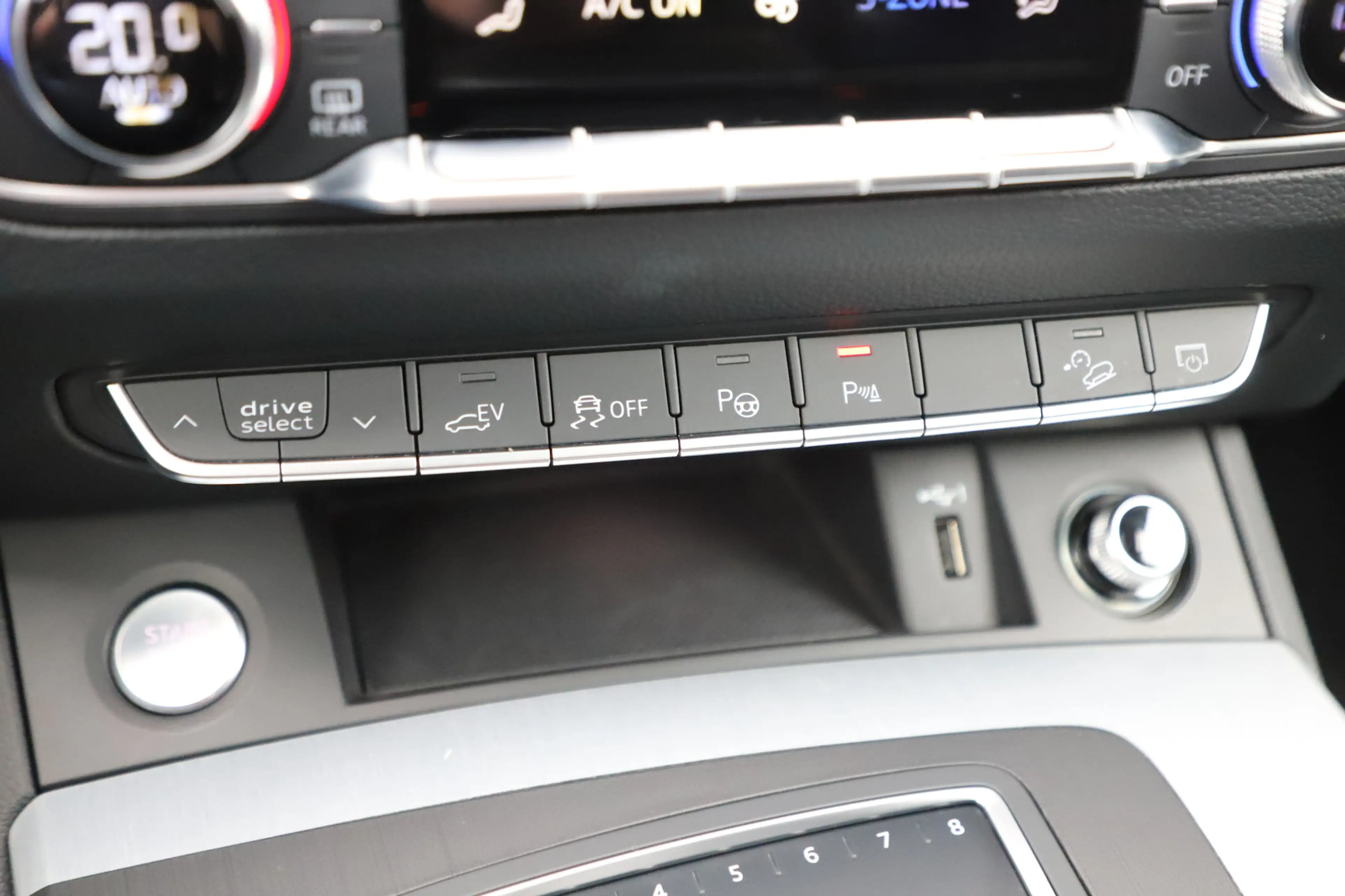 Audi Q5 55 TFSI e quattro Competition | 367PK | Luchtverin — photo 12