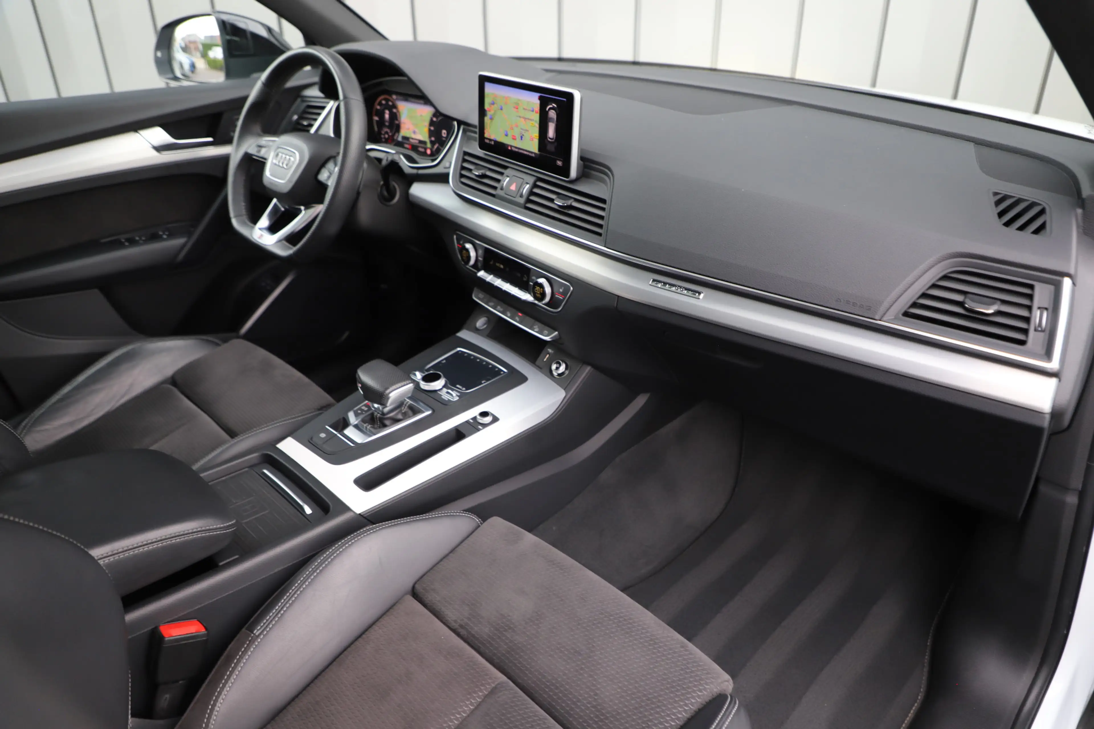 Audi Q5 55 TFSI e quattro Competition | 367PK | Luchtverin — photo 2