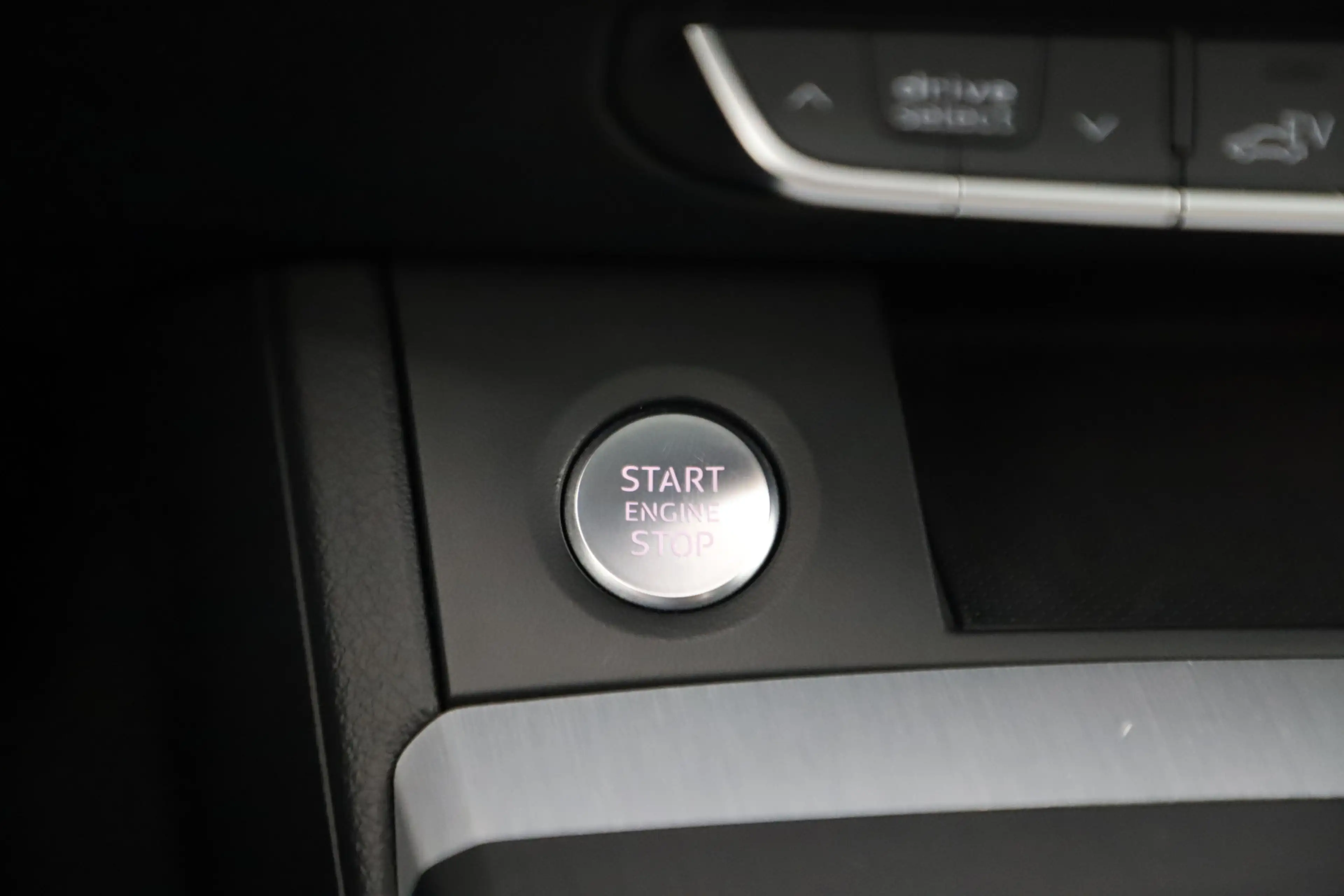 Audi Q5 55 TFSI e quattro Competition | 367PK | Luchtverin — photo 27