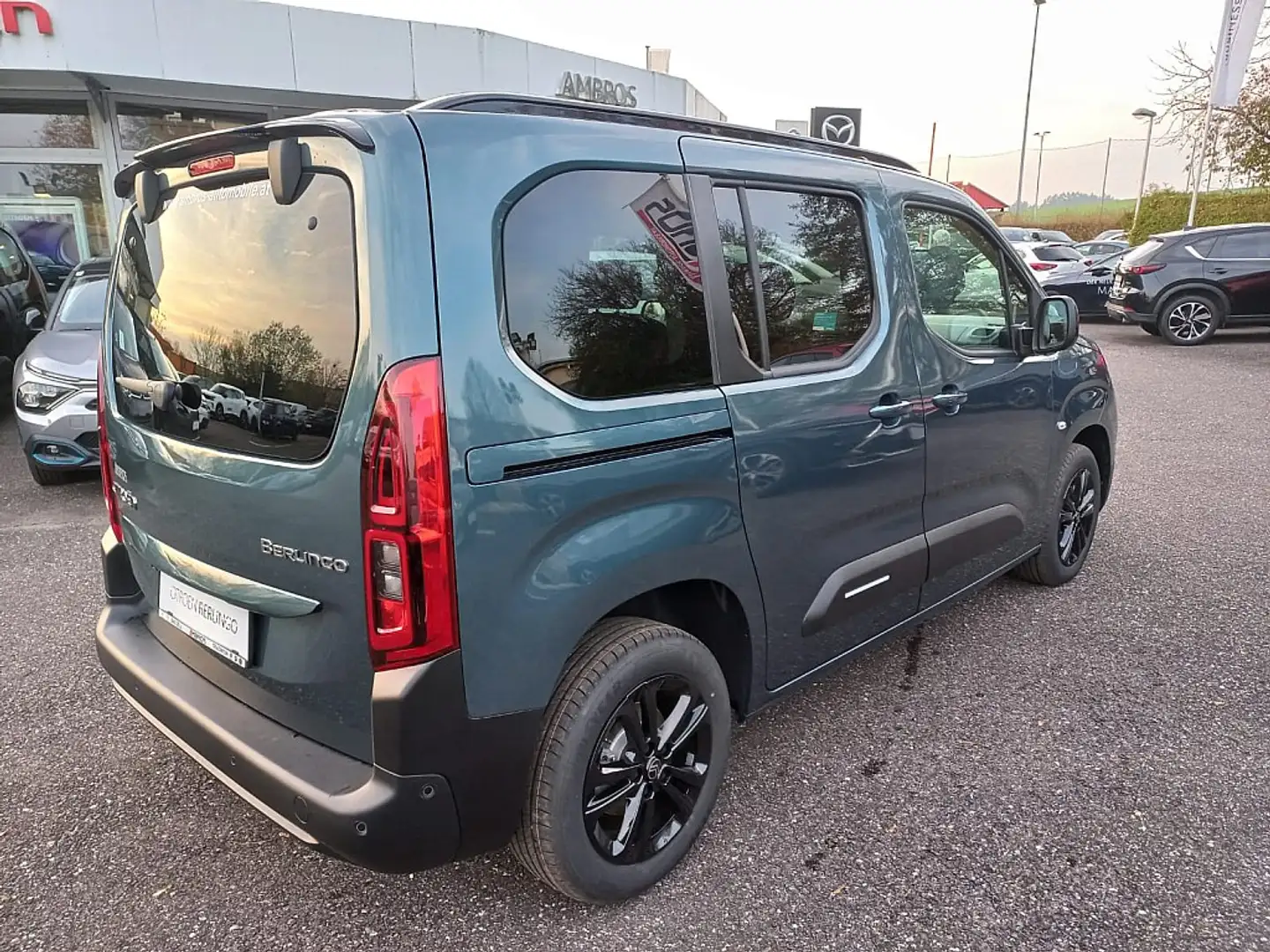 Citroen Berlingo BlueHDi 130 S&S Max M Automatik Vorführwagen Blau - 2