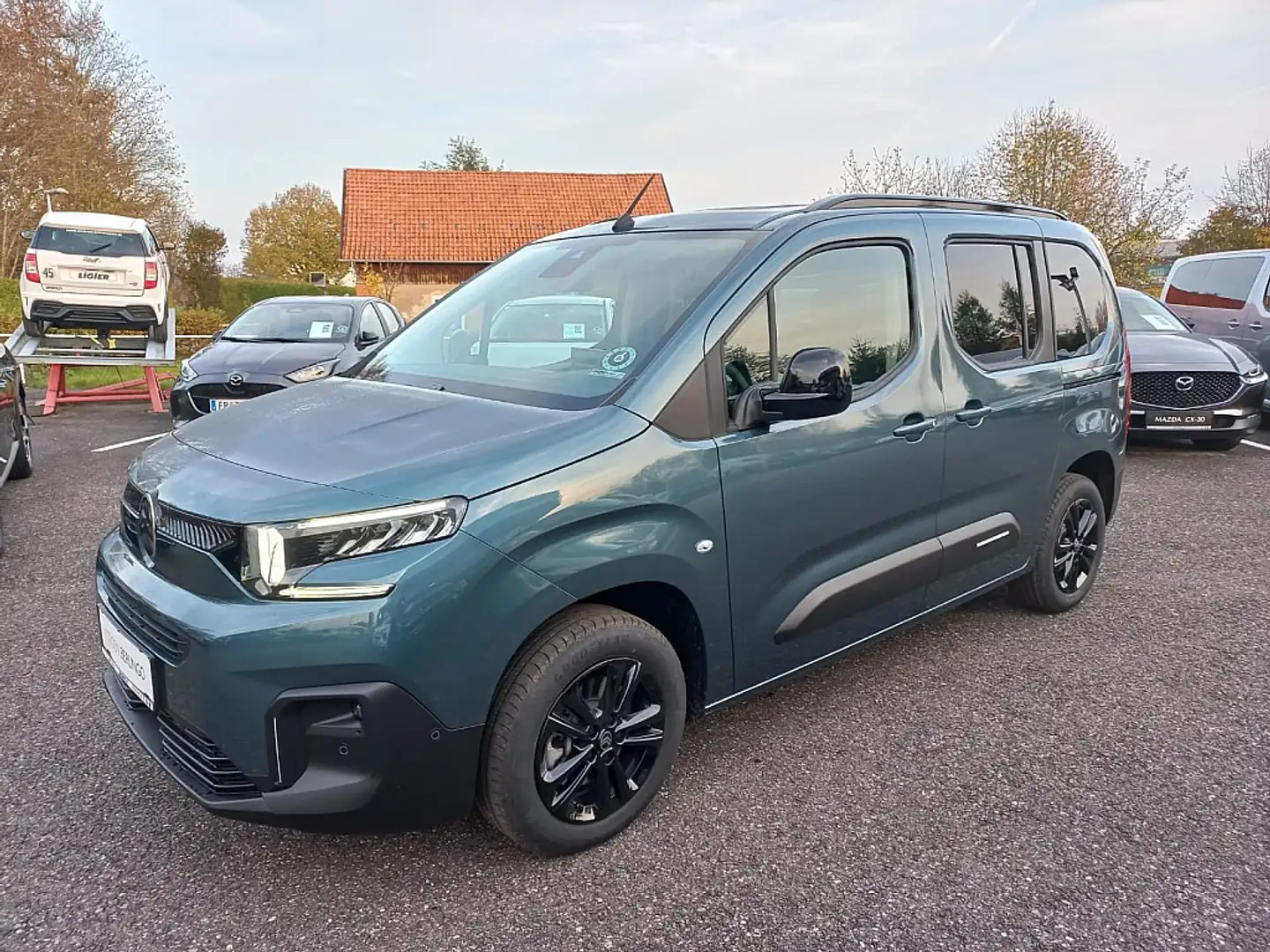 Citroen Berlingo BlueHDi 130 S&S Max M Automatik Vorführwagen Blau - 1