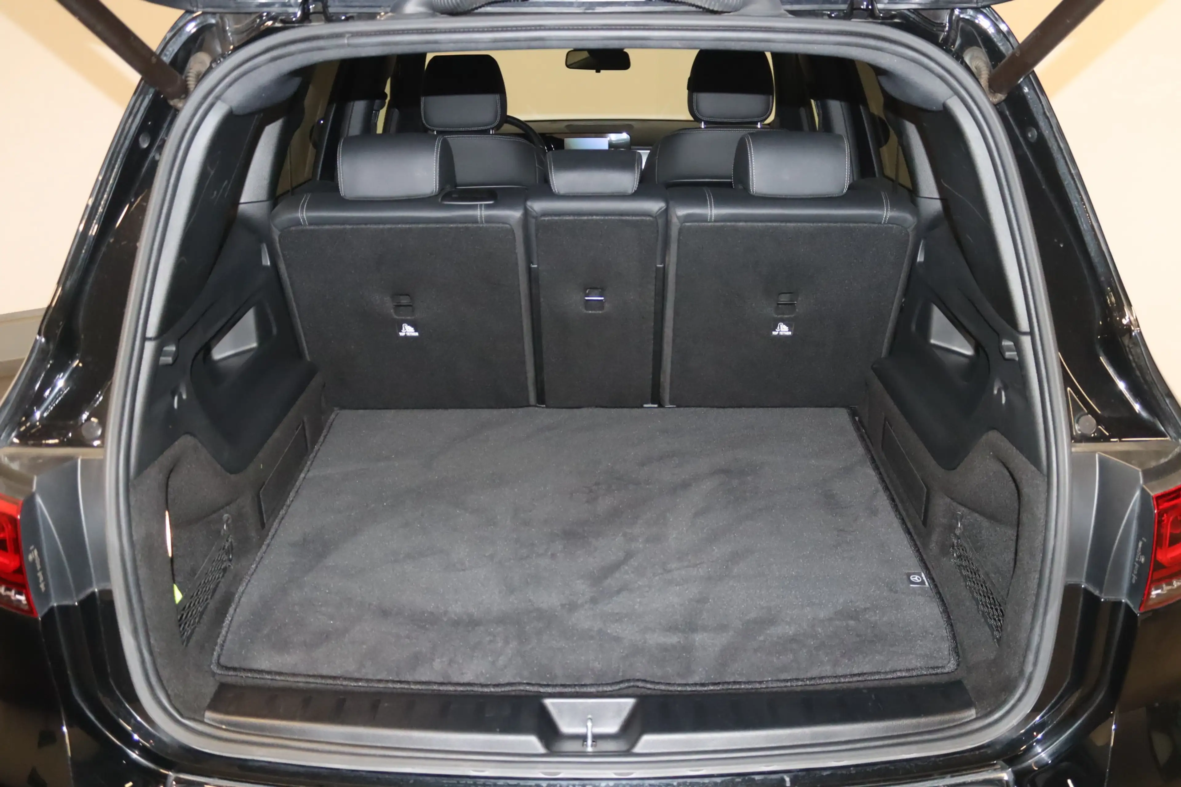 Mercedes-Benz EQB 250 Night-NAV-LED-KAMERA-AMBIENTE-SHZ- — photo 7