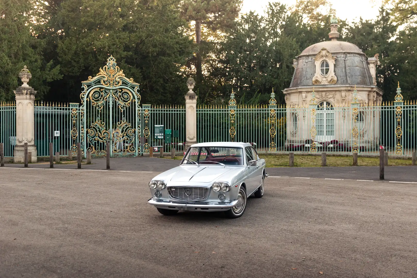 Lancia Flavia 1800 injection Szary - 1